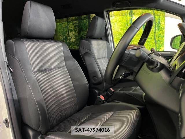 Toyota VOXY 2020-01 370372-8