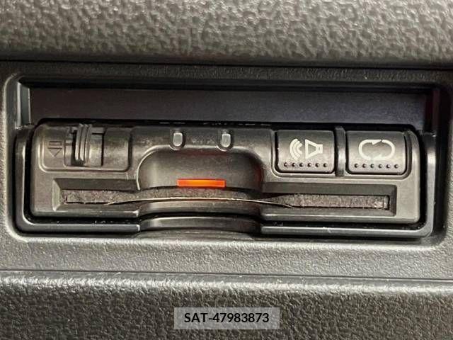 Nissan JUKE 2012-10 274018-5