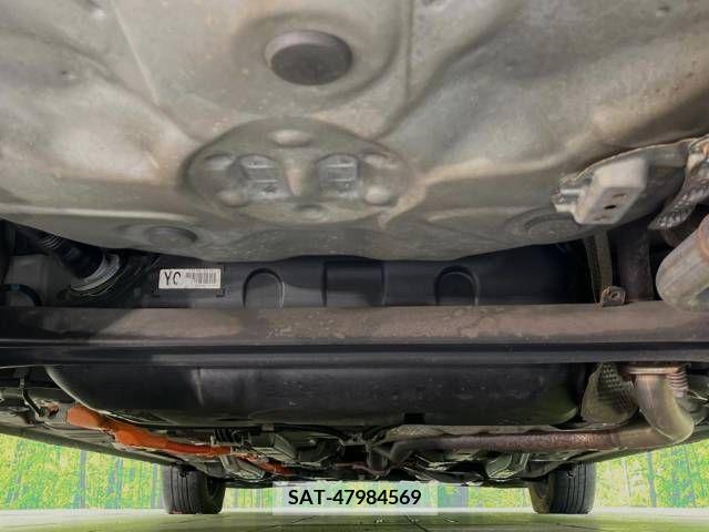 Toyota AQUA 2013-07 256852-18