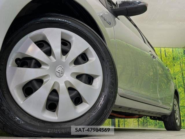 Toyota AQUA 2013-07 256852-12