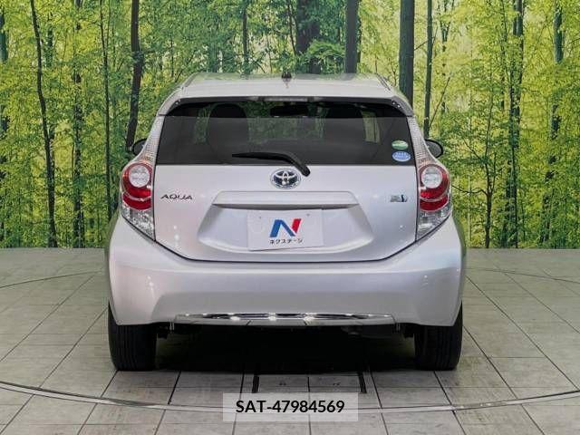 Toyota AQUA 2013-07 256852-14