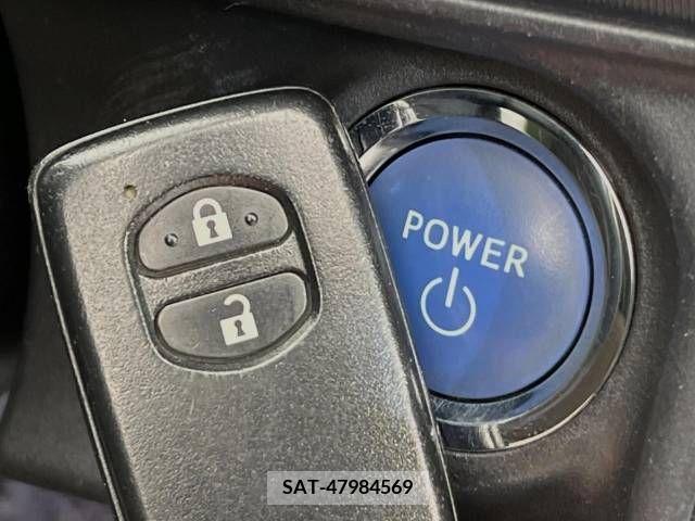 Toyota AQUA 2013-07 256852-6