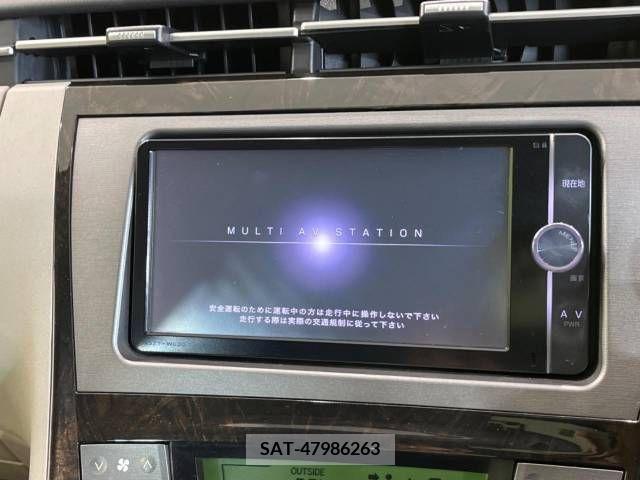Toyota PRIUS 2012-12 322062-2