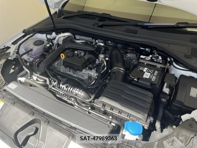 Audi A3 SEDAN 2023-10 341638-16