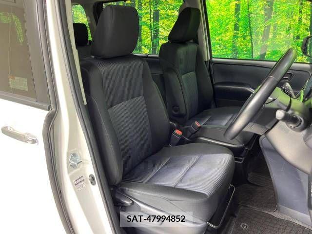 Toyota VOXY 2015-05 288936-8