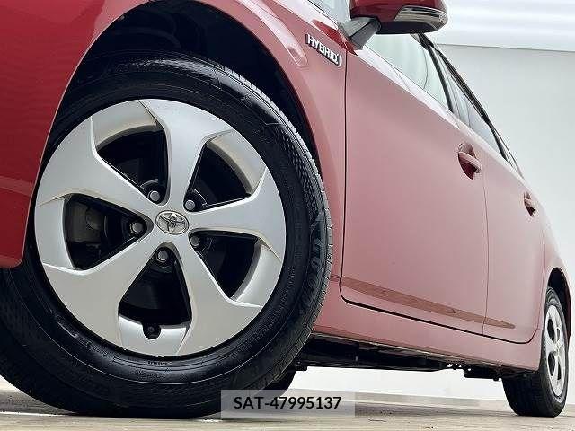 Toyota PRIUS 2013-09 216317-12