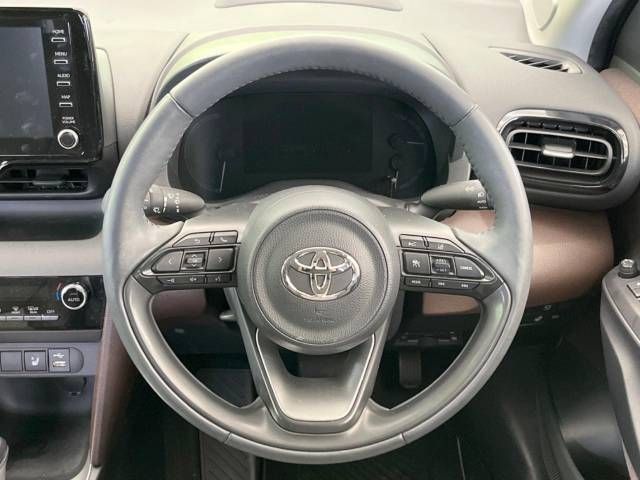 Toyota YARIS CROSS 2020-11 185629-12