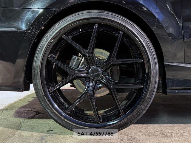 Mercedes Benz V-CLASS 2017-11 351392-12