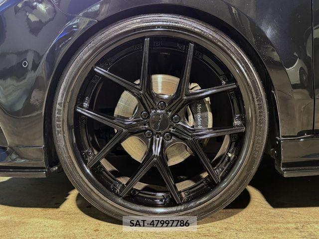 Mercedes Benz V-CLASS 2017-11 351392-10