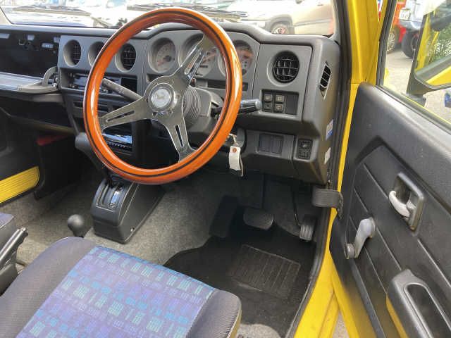 Suzuki JIMNY 1996-01 11177-1