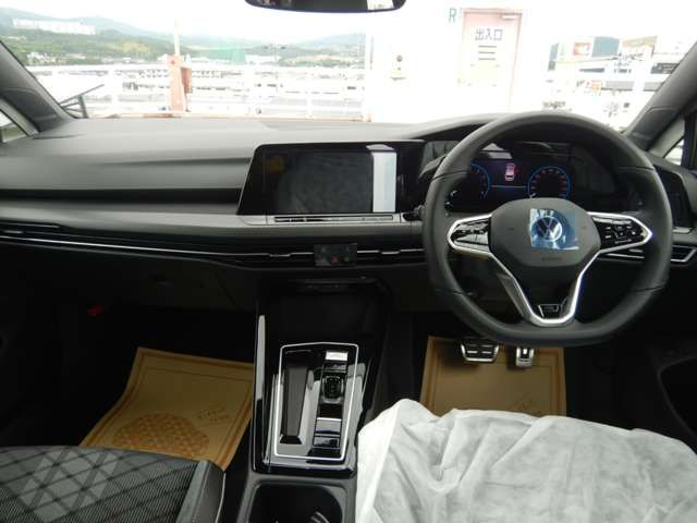 VolksWagen GOLF VARIANT 2022-12 13535-1
