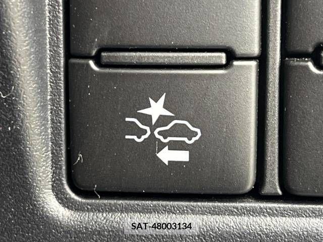 Toyota ESQUIRE 2018-12 247621-5