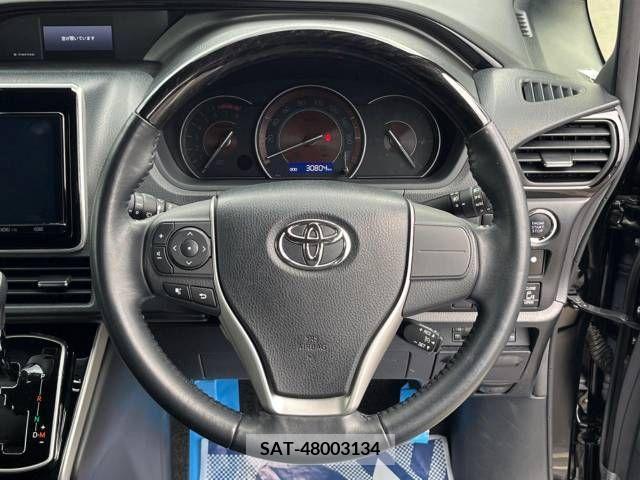 Toyota ESQUIRE 2018-12 247621-11