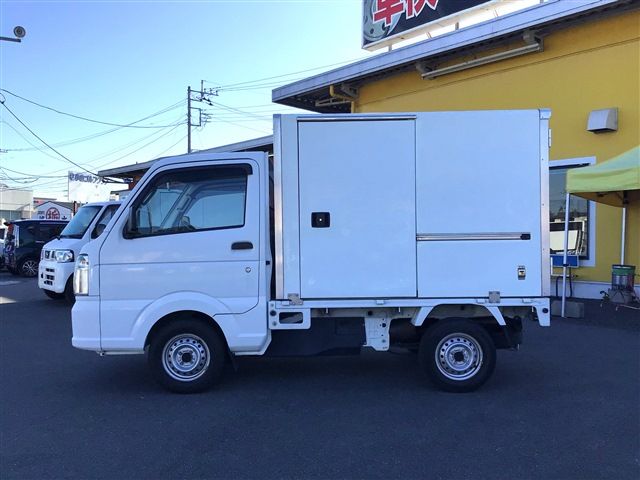Nissan CLIPPER 2015-05 16074-7