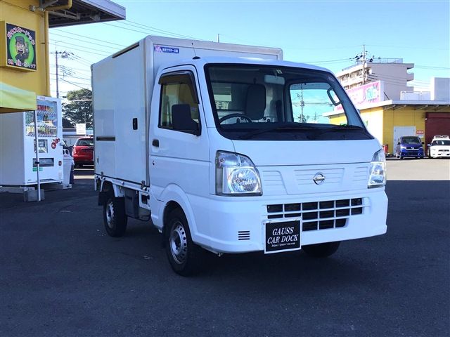 Nissan CLIPPER 2015-05 16074-1