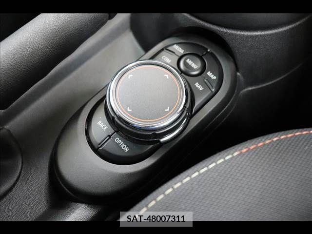 Bmw MINI 2018-06 319856-6