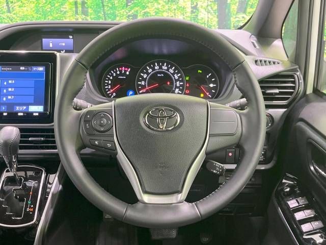 Toyota VOXY 2019-01 29299-11