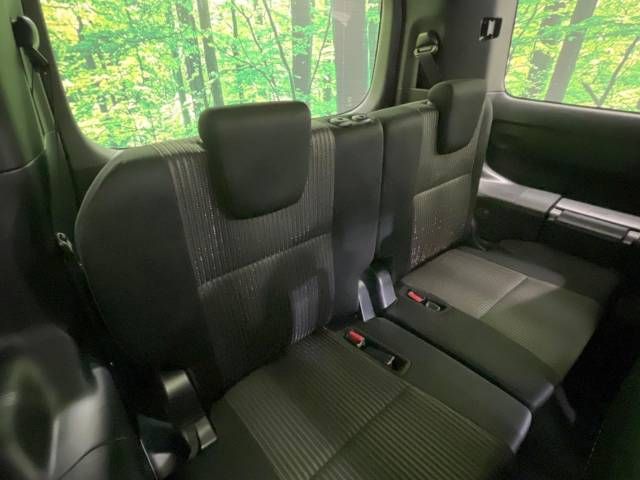Toyota VOXY 2019-01 29299-9