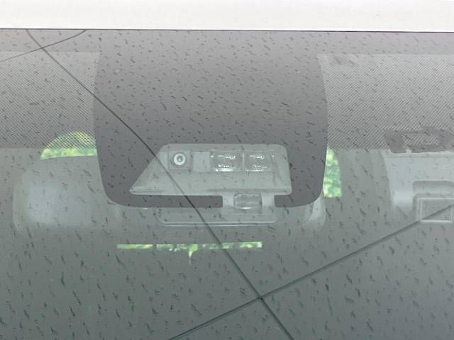 Toyota VOXY 2019-01 29299-3
