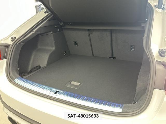 Audi Q3 2023-11 261262-16