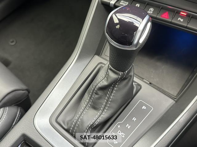 Audi Q3 2023-11 261262-12