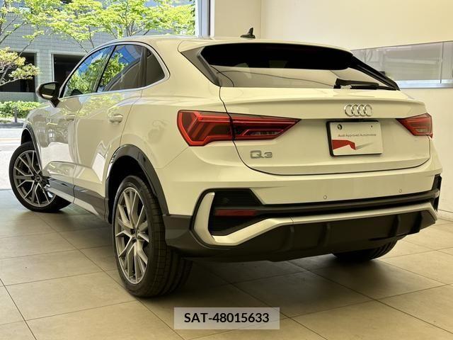 Audi Q3 2023-11 261262-5