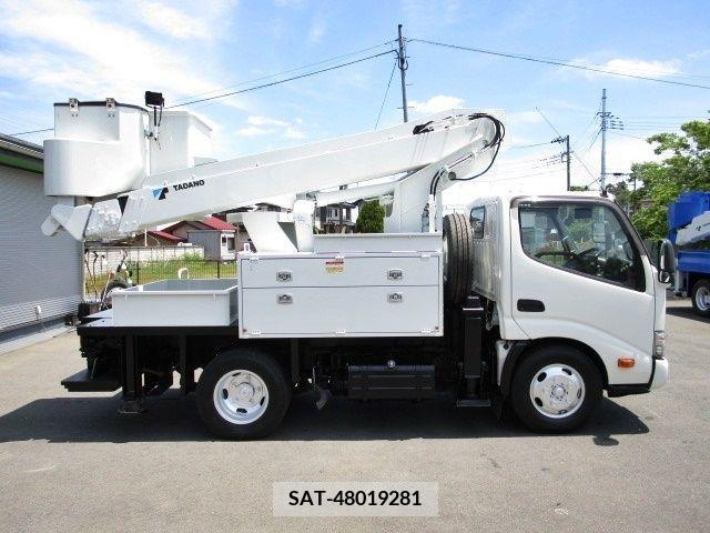 Hino DUTRO 2019-06 297319-1
