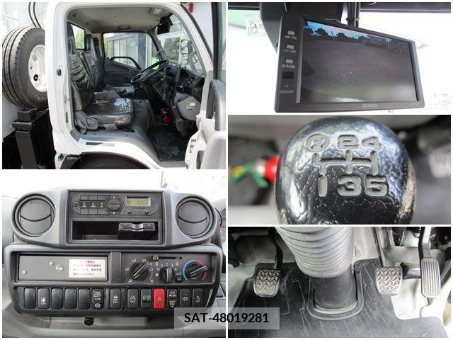 Hino DUTRO 2019-06 297319-7