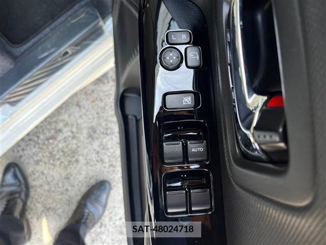 Suzuki SPACIA 2023-03 285712-13