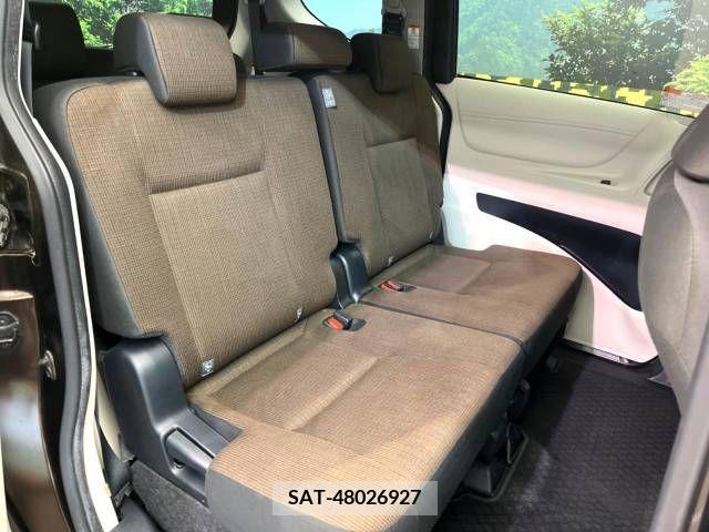 Toyota SIENTA 2016-01 394039-9