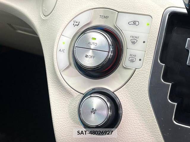 Toyota SIENTA 2016-01 394039-6