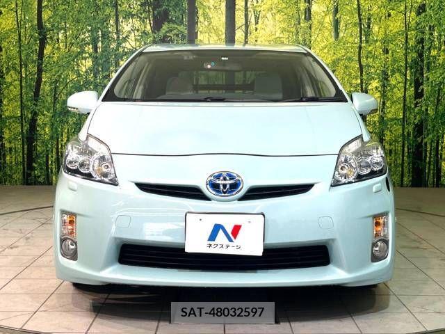 Toyota PRIUS 2010-01 393357-14