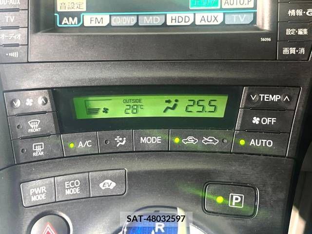 Toyota PRIUS 2010-01 393357-4