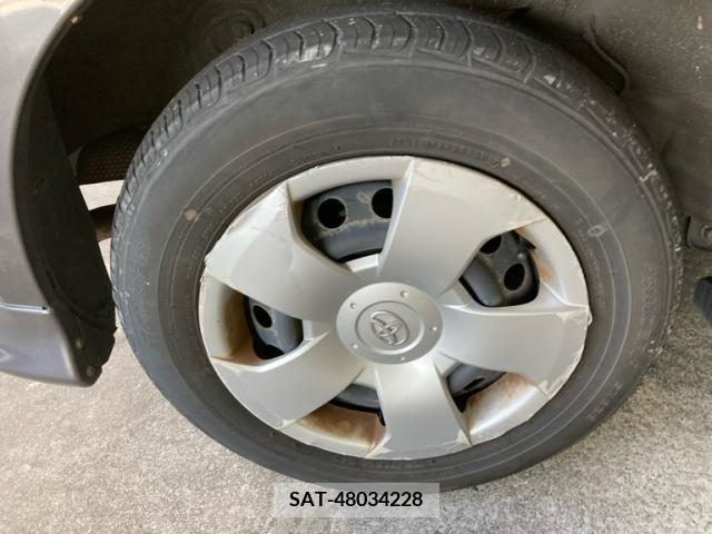 Toyota SIENTA 2007-12 394073-5