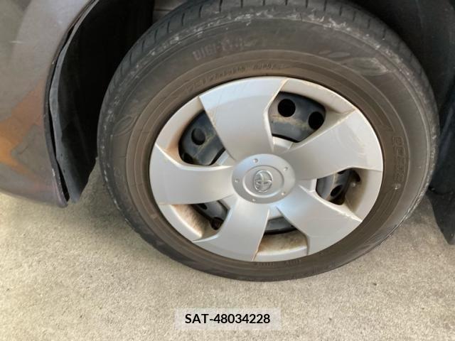 Toyota SIENTA 2007-12 394073-6