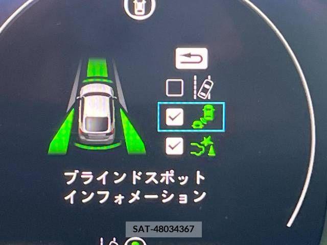 Honda CIVIC 2023-08 379443-5