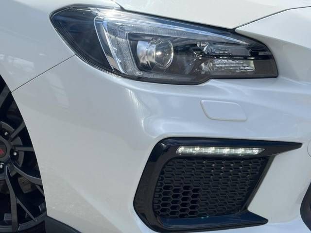 Subaru WRX STI 2017-12 185467-16
