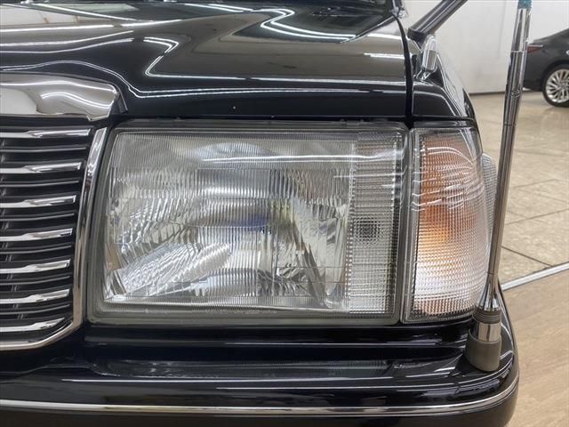 Toyota CROWN SEDAN 2003-12 187176-8