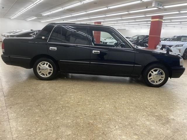 Toyota CROWN SEDAN 2003-12 187176-3