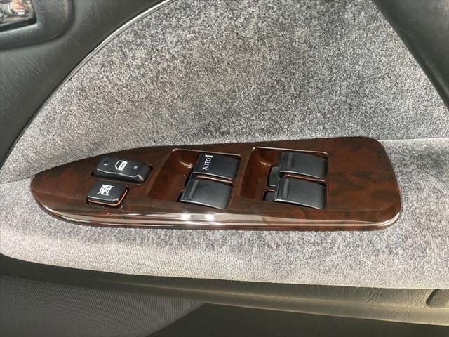 Toyota CROWN SEDAN 2003-12 187176-27