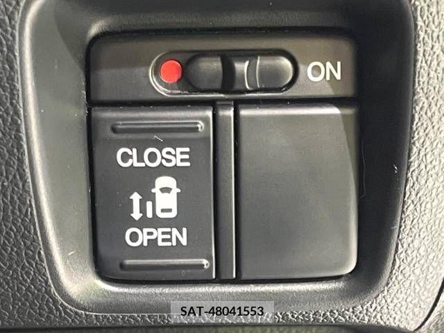 Honda N BOX 2013-02 327861-4