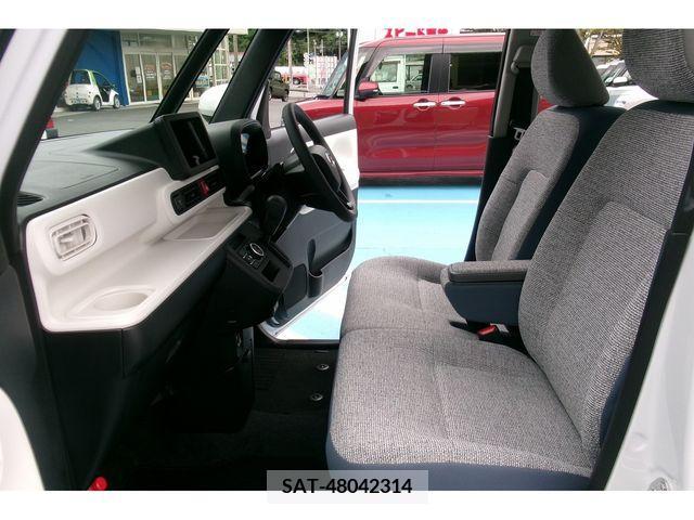 Daihatsu MOVE 2023-06 212216-17