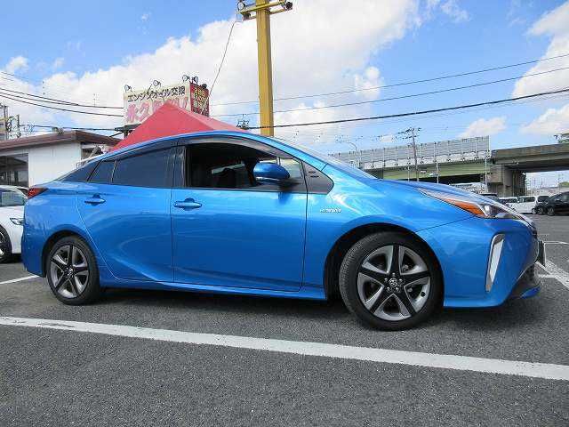 Toyota PRIUS 2019-03 21887-16