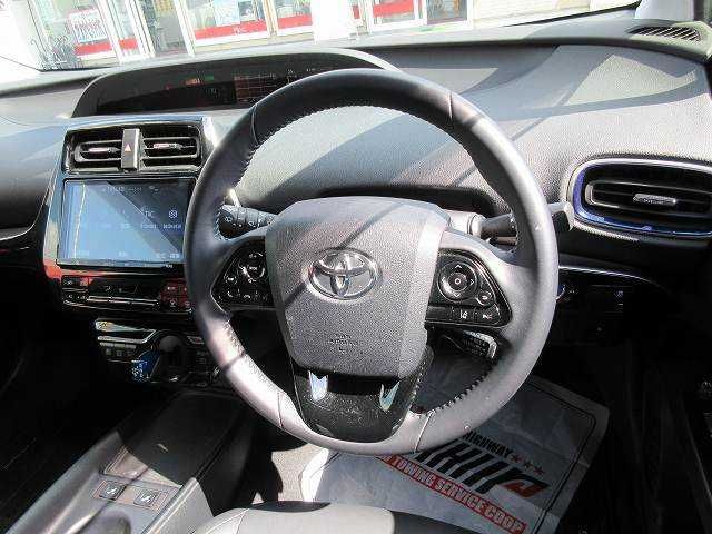 Toyota PRIUS 2019-03 21887-3
