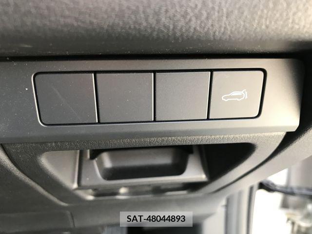 Mazda CX-30 2022-03 230670-20
