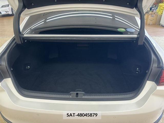 Lexus ES 2020-08 300402-7