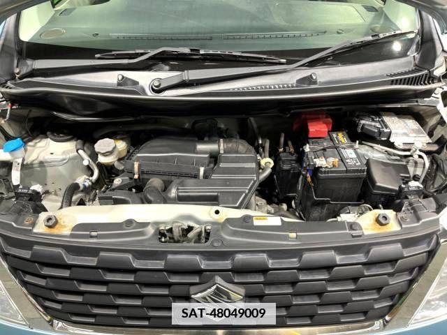 Suzuki WAGON R 2015-12 370943-18