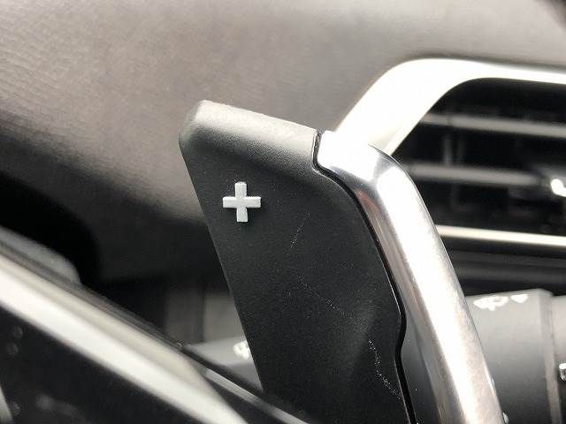 Peugeot 5008 2018-08 13228-5