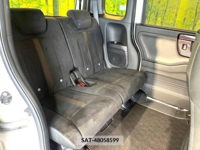 Honda N BOX CUSTOM 2019-05 307052-9