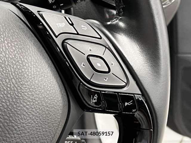 Toyota C-HR 2017-11 357773-17
